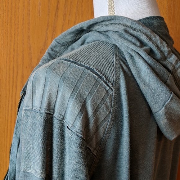 BKE hooded sweatshirt - Picture 4 of 7